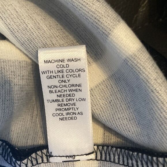 Cato black and white dress, size large, excellent used condition - Picture 9 of 10